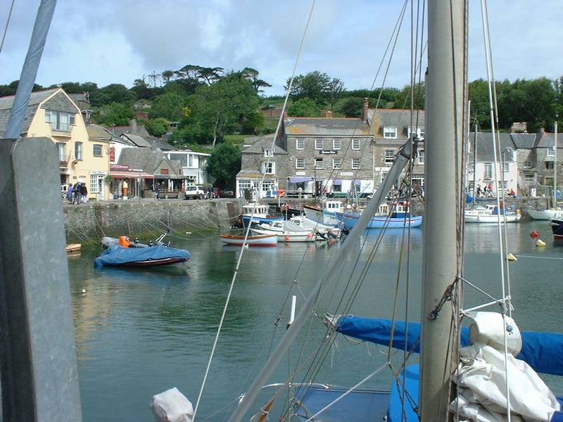 Padstow harbor2.JPG