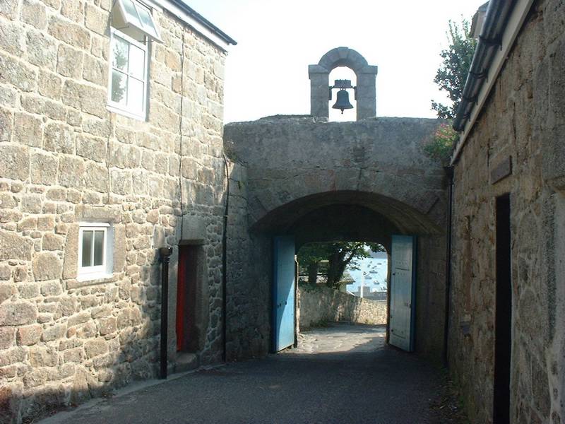 St Marys Garason arch.JPG