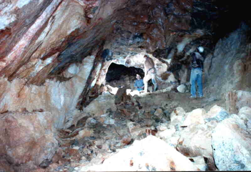 cligga-mine-oldstope.jpg