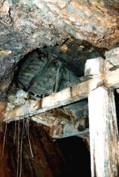 mt-wellington-ore-chute5level.jpg